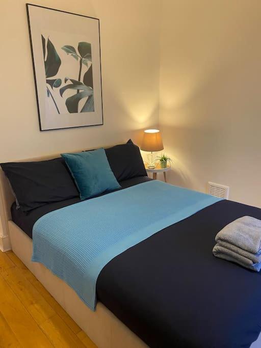 2 Bedroom Flat In Camberwell Green - Central Location With Excellent Connections To Tourist Attractions And Main London Airports Bagian luar foto